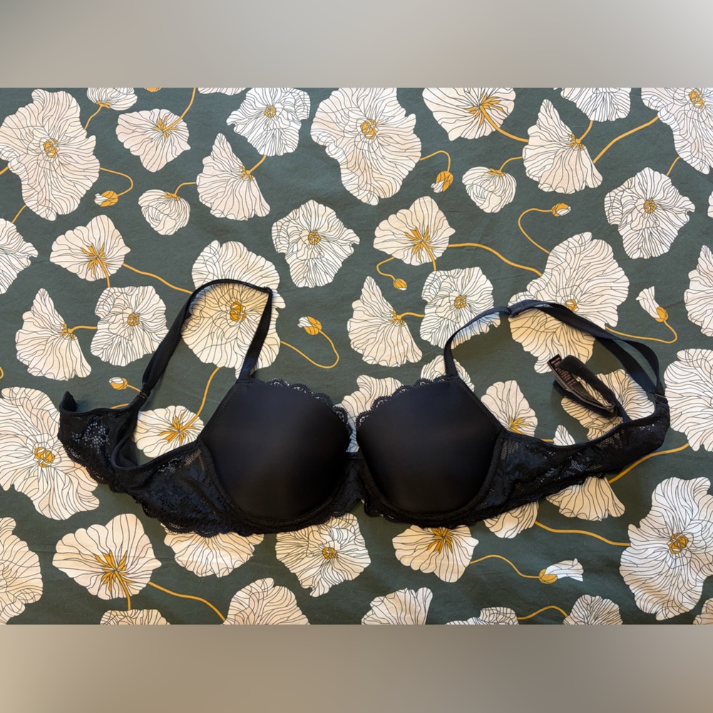 Victoria’s Secret Dream Angels Lined Demi Bra 36C